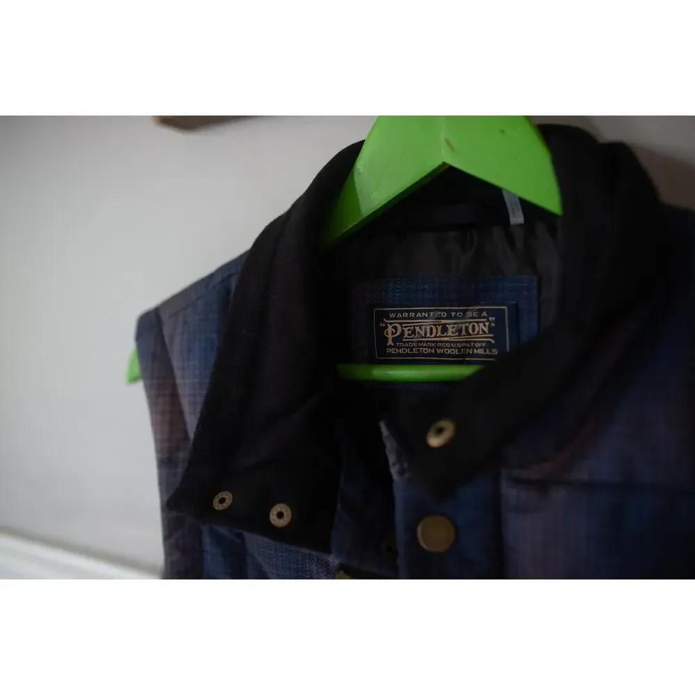 Pendleton Cody Quilted Vest Size Medium NEW